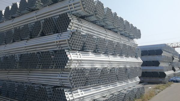 Galvanized round steel pipe – Steel pipes